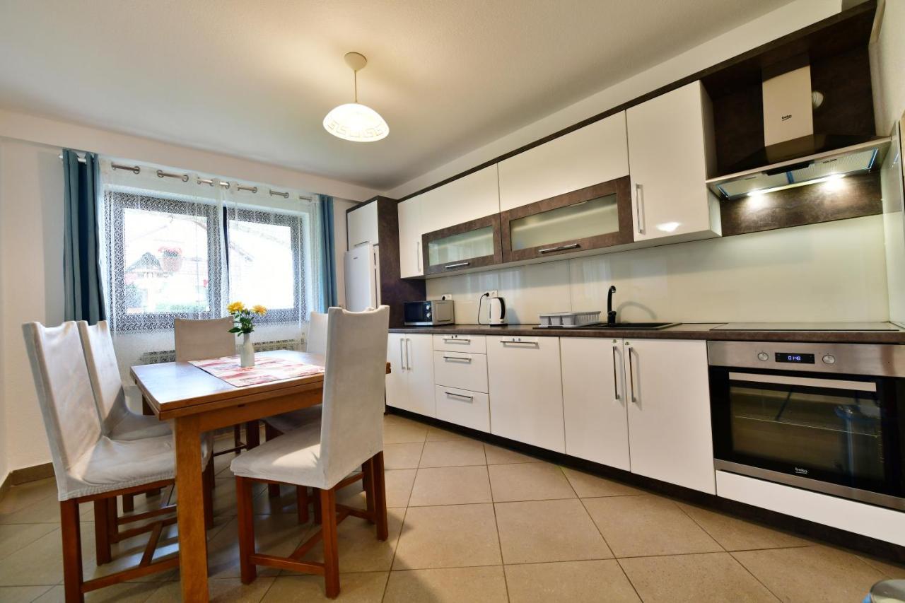 House Marinic Hotel Grabovac  Bagian luar foto