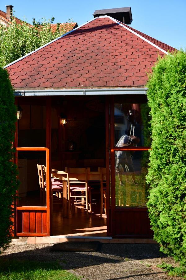 House Marinic Hotel Grabovac  Bagian luar foto