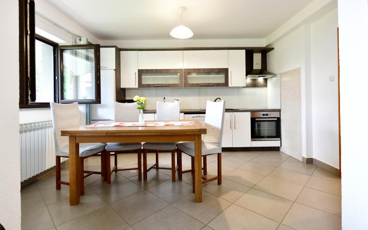 House Marinic Hotel Grabovac  Bagian luar foto
