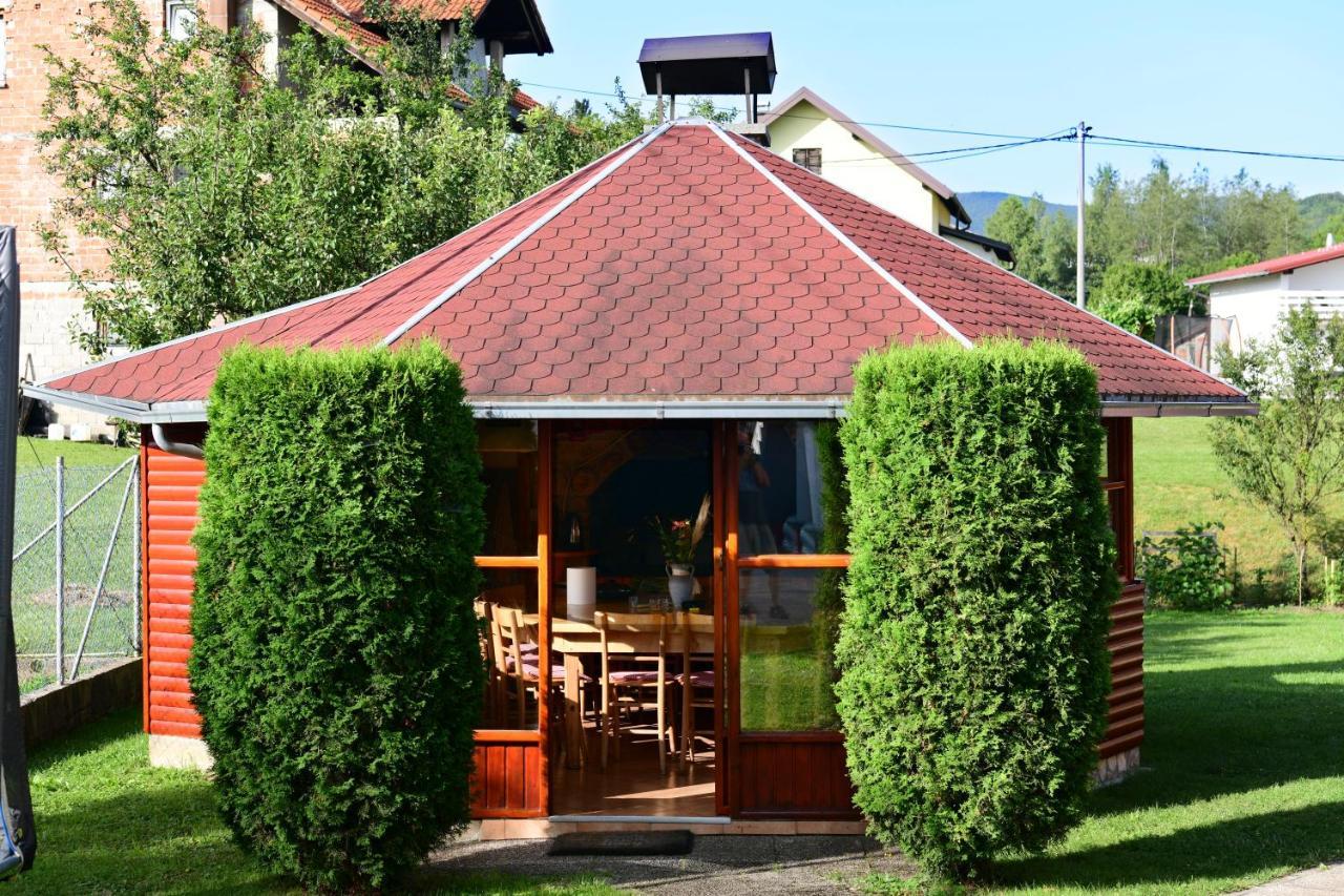House Marinic Hotel Grabovac  Bagian luar foto